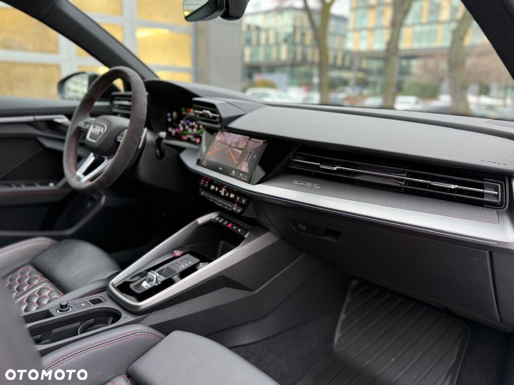 Audi RS3 Sportback - 25