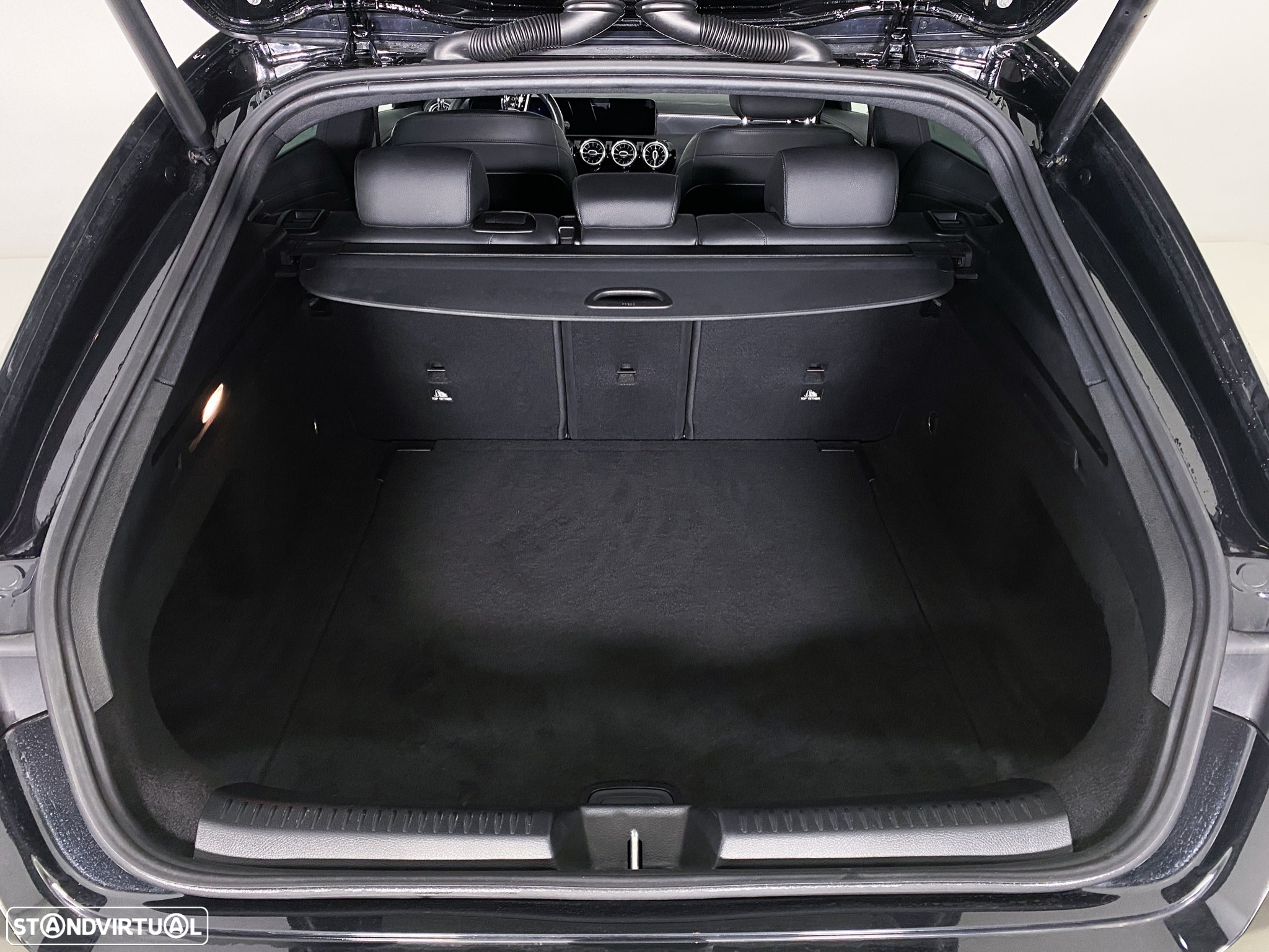 Mercedes-Benz CLA 180 d Shooting Brake Business Solutions Aut. - 8