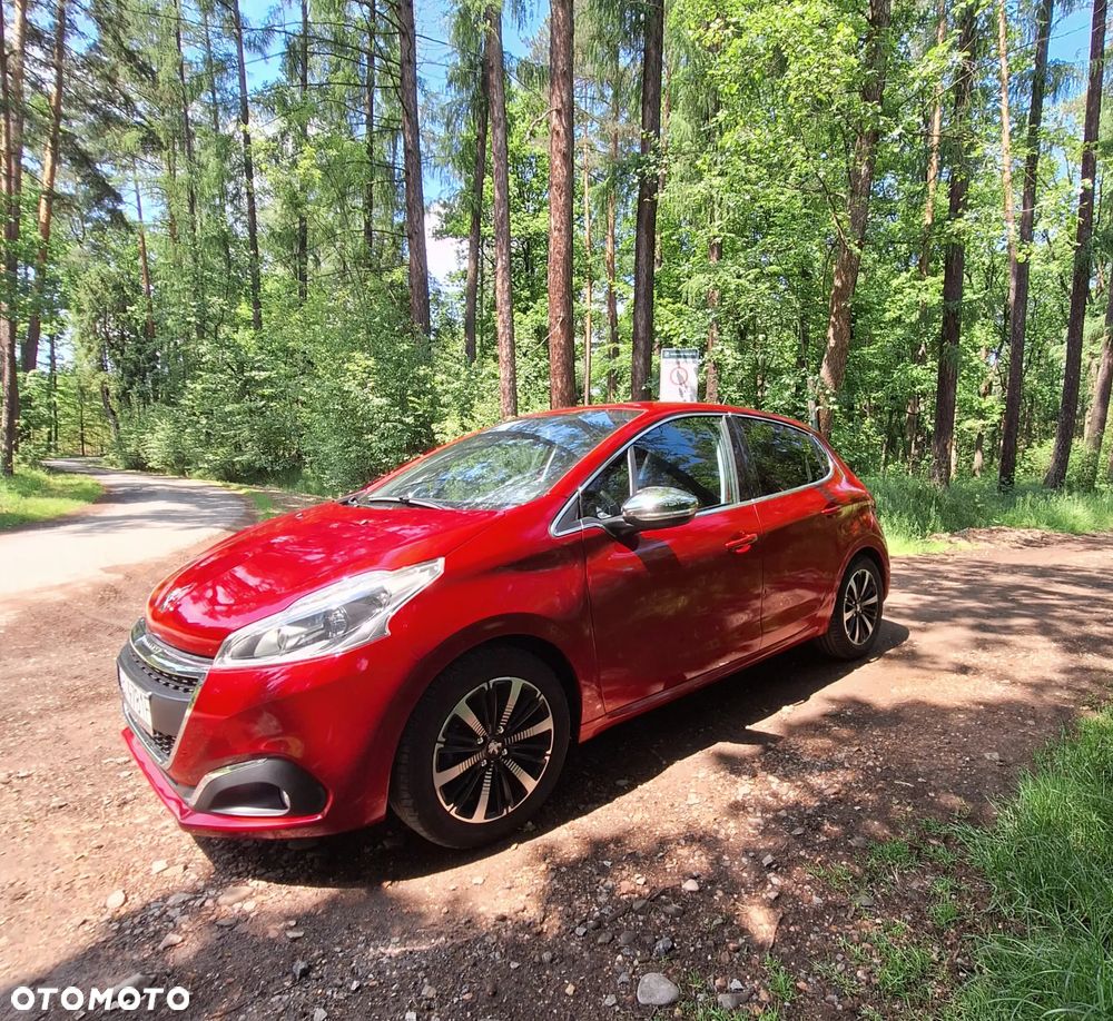 Peugeot 208 PureTech 110 Stop & Start Allure - 5