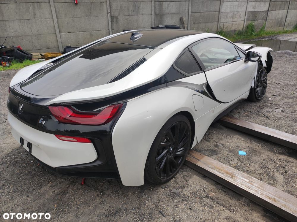BMW i8 - 3