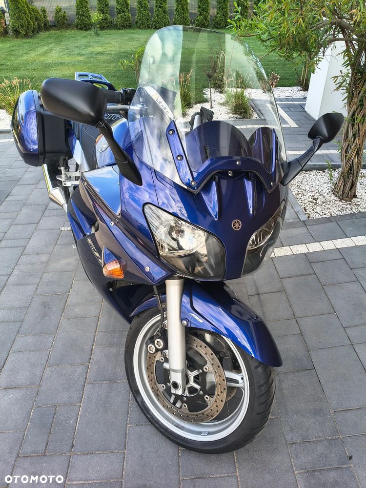 Yamaha FJR - 13