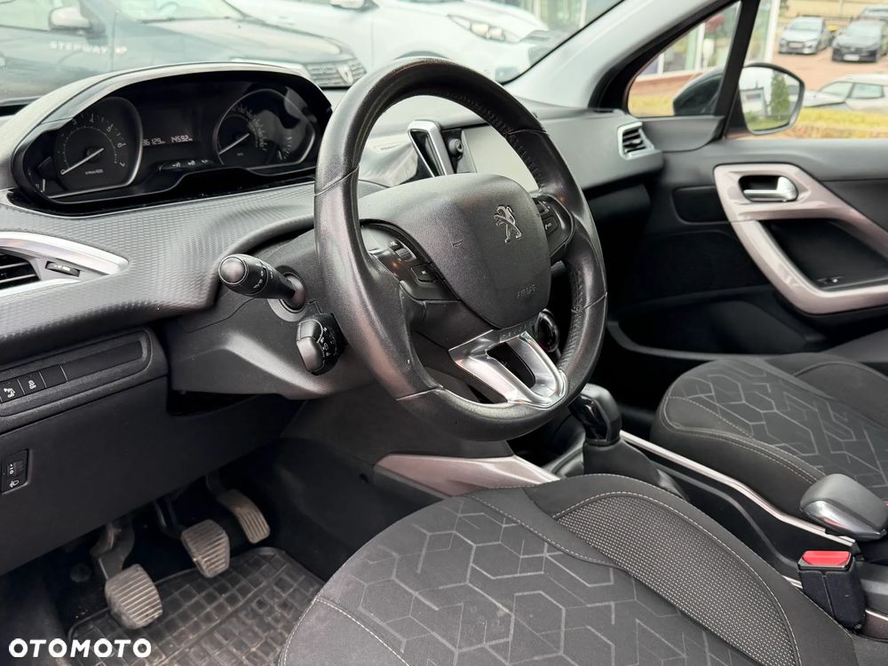 Peugeot 2008 - 6