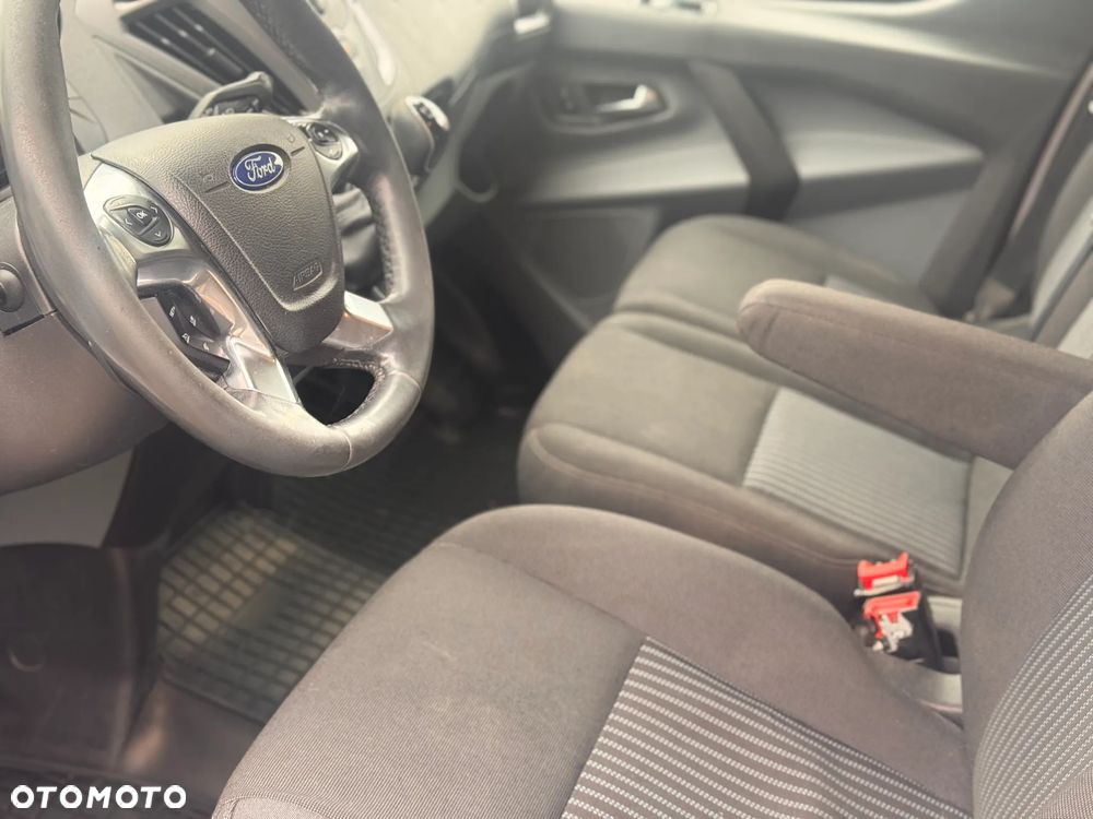 Ford Transit Custom - 11