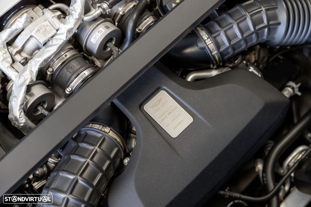 Aston Martin DB11 Coupé V8 Auto - 25