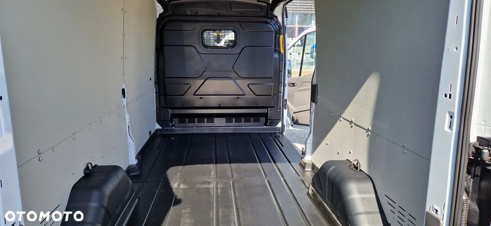 Ford TRANSIT 350 L3H2 - 9