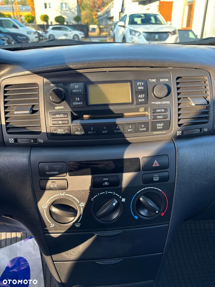 Toyota Corolla - 18