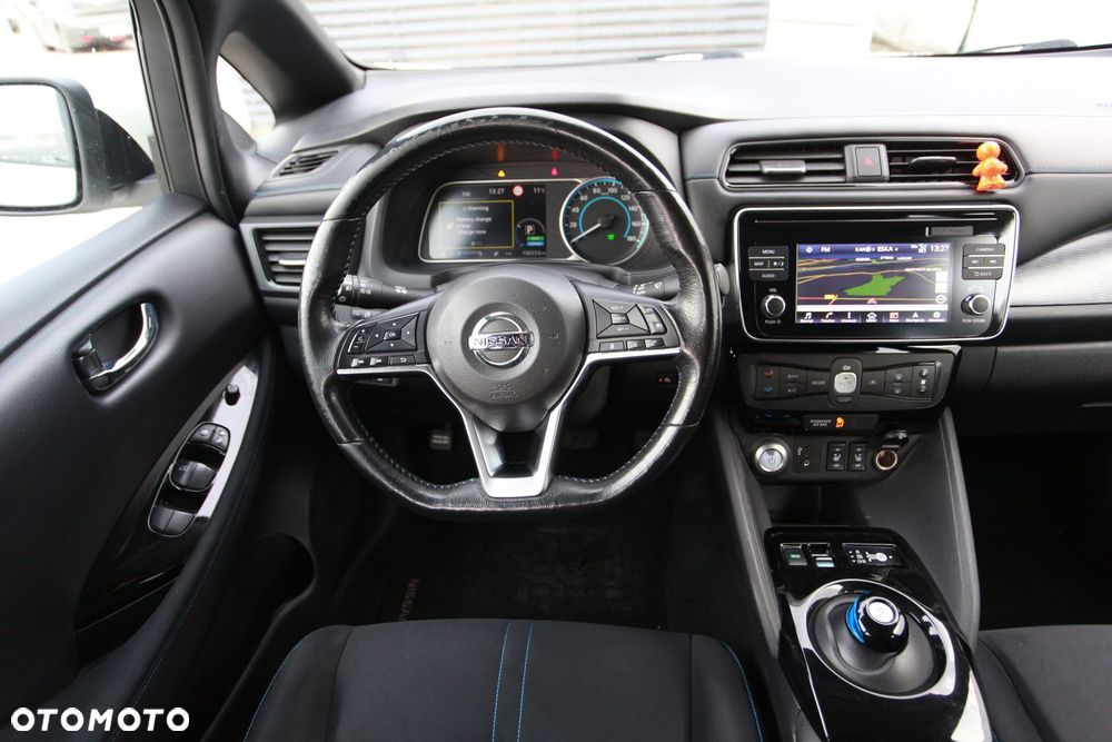 Nissan Leaf 40kWh Acenta (6.6 kW) - 2