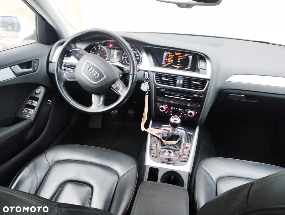 Audi A4 Avant 1.8 TFSI S line Sportpaket - 13