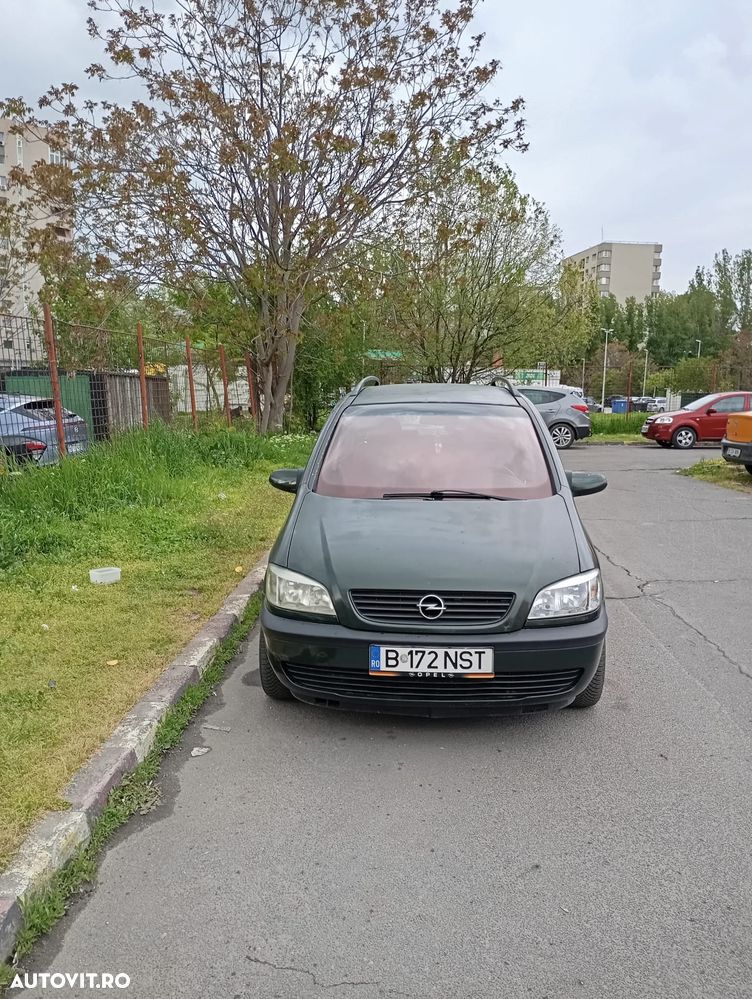 Opel Zafira 1.6i Club - 2