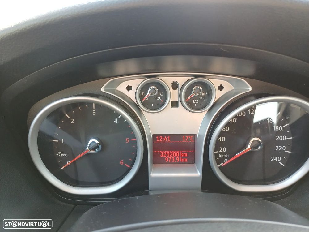 Ford Focus 1.6 TDCi Titanium - 20