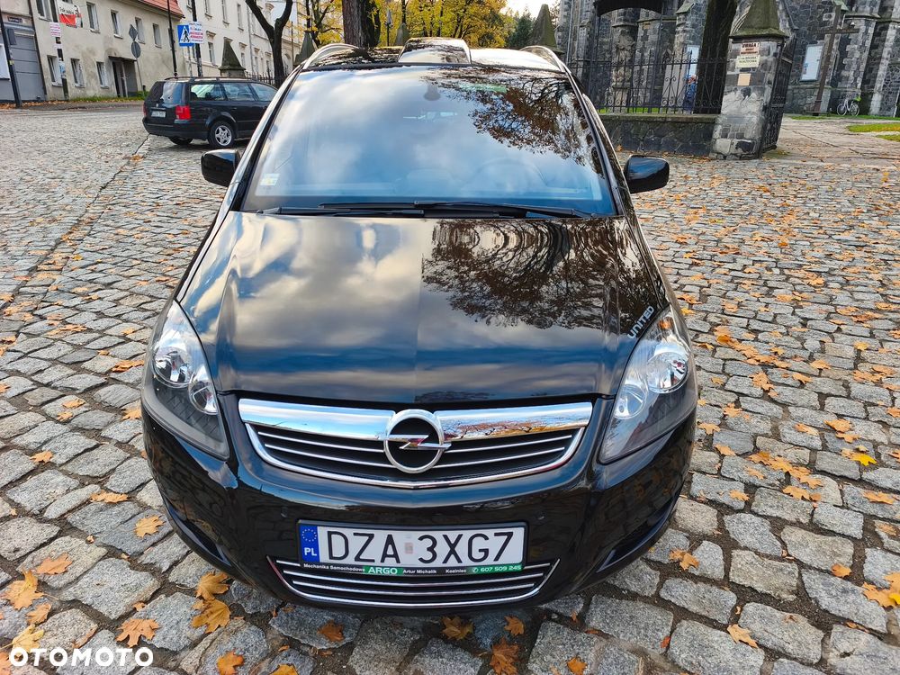 Opel Zafira - 8