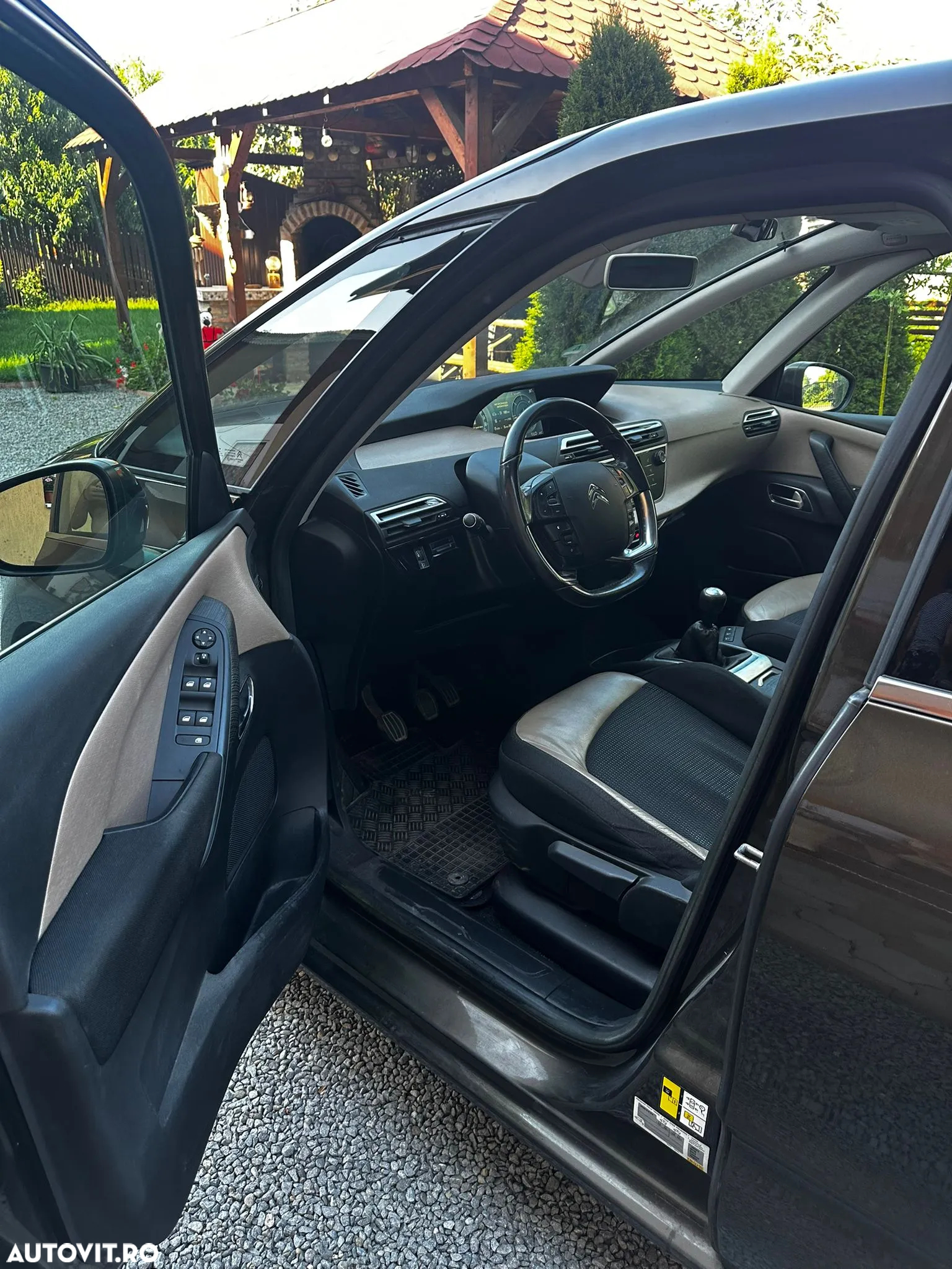 Citroën C4 Picasso - 9