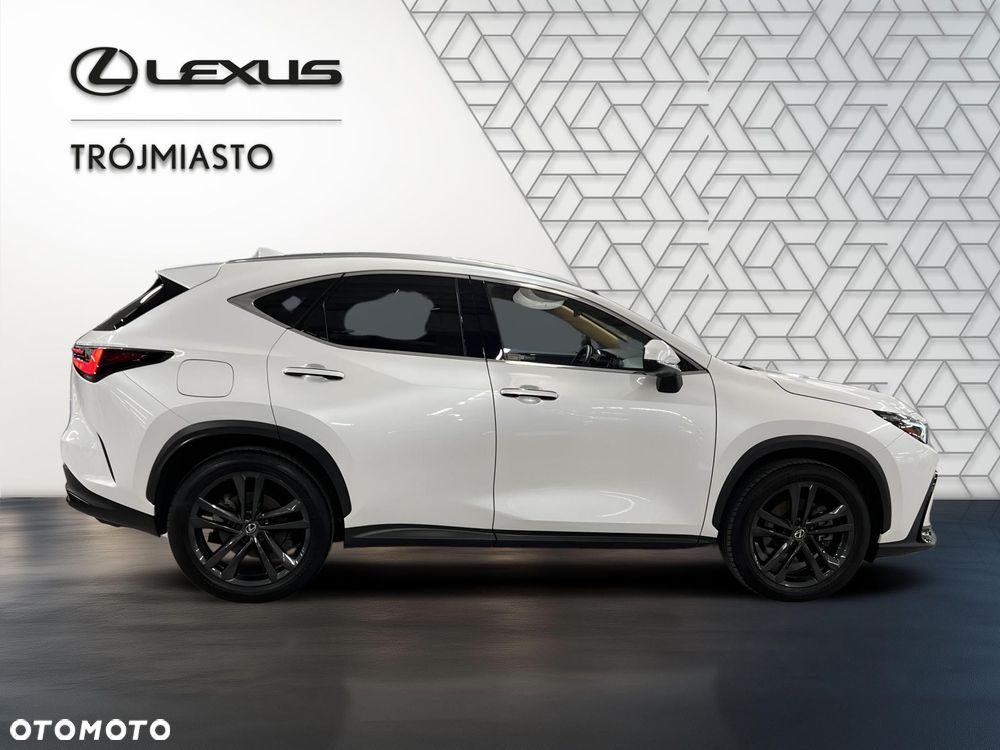 Lexus NX - 7