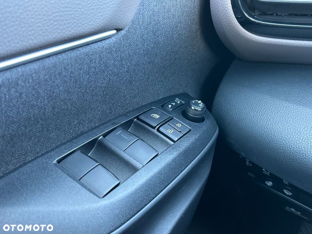 Toyota Yaris Cross - 24