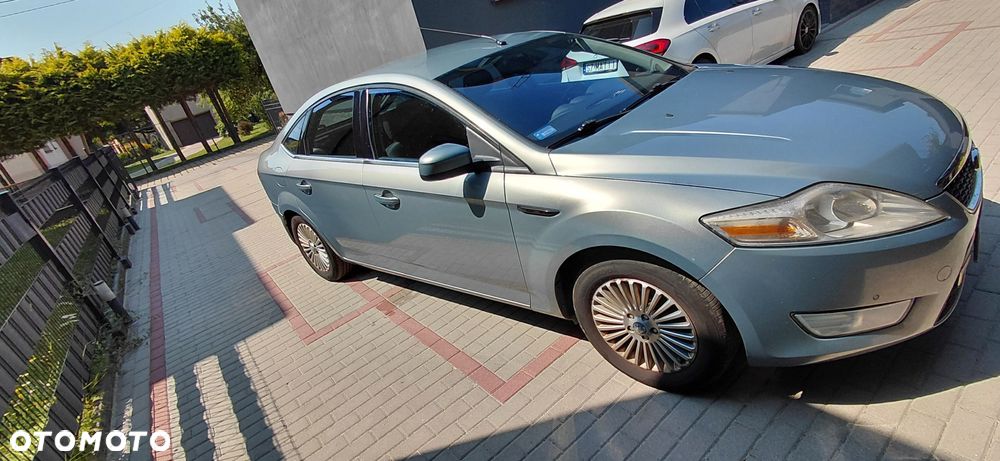 Ford Mondeo - 8