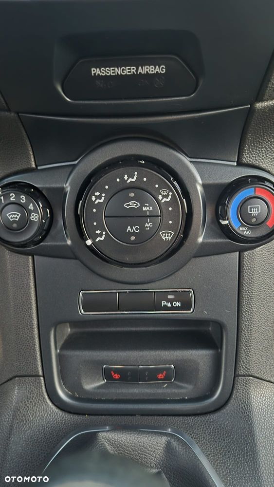 Ford Fiesta 1.25 Titanium EU5 - 13