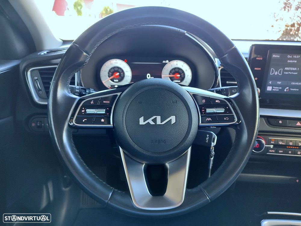Kia Ceed SW 1.0 T-GDI Sport - 23