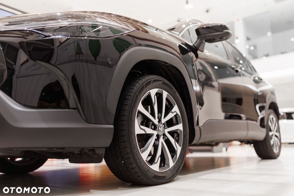 Toyota Corolla Cross - 19