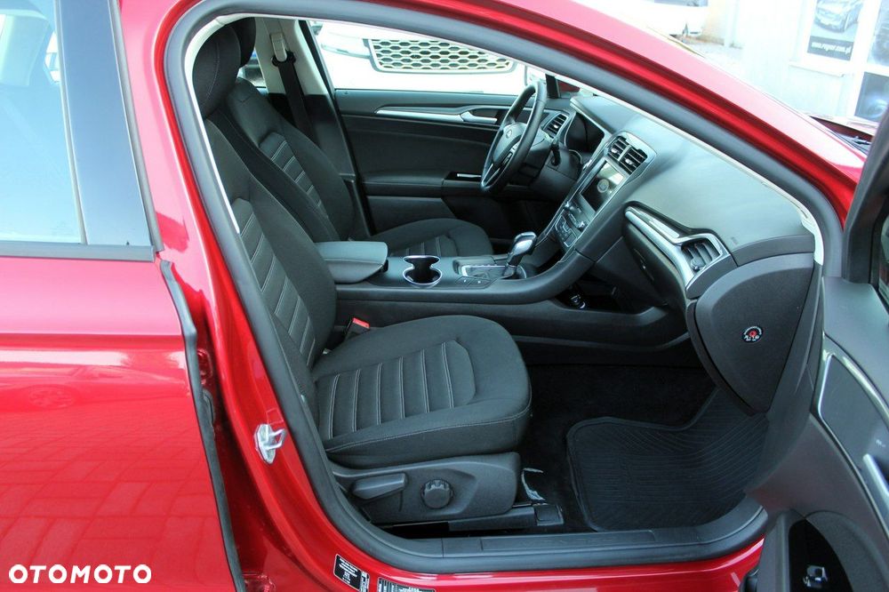 Ford Mondeo SW 2.0 Hybrid Trend - 12