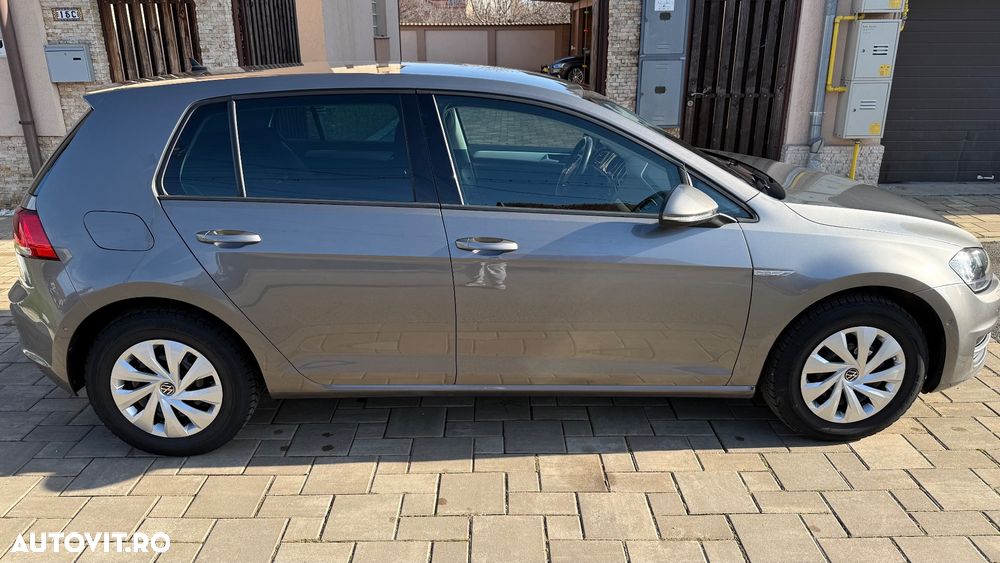 Volkswagen Golf 1.2 TSI BlueMotion Technology Cup - 10