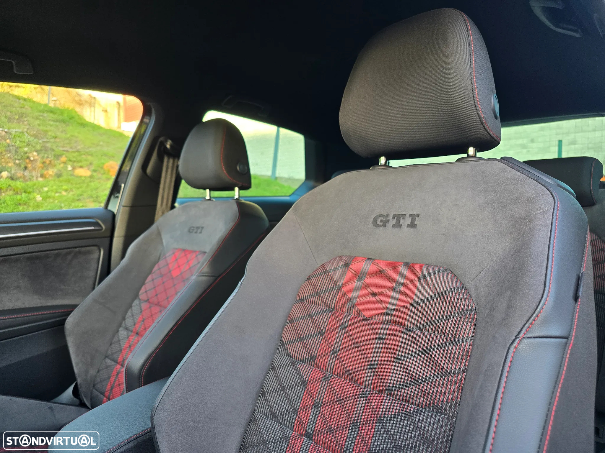 VW Golf 2.0 TSI GTi TCR DSG - 6