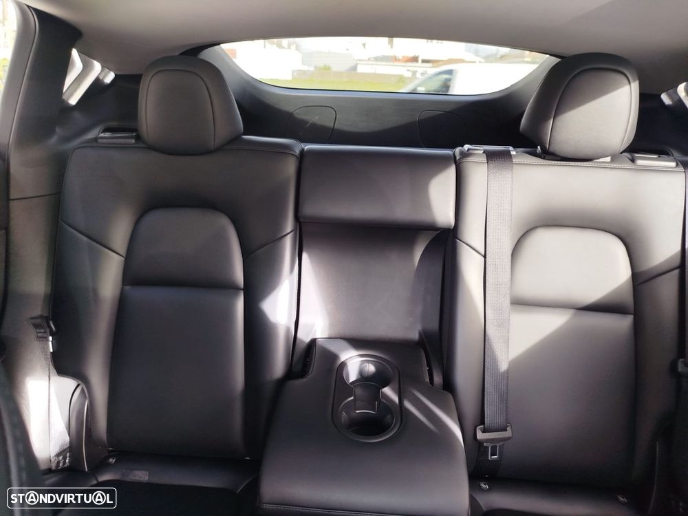Tesla Model Y Tração Traseira Standard - 22