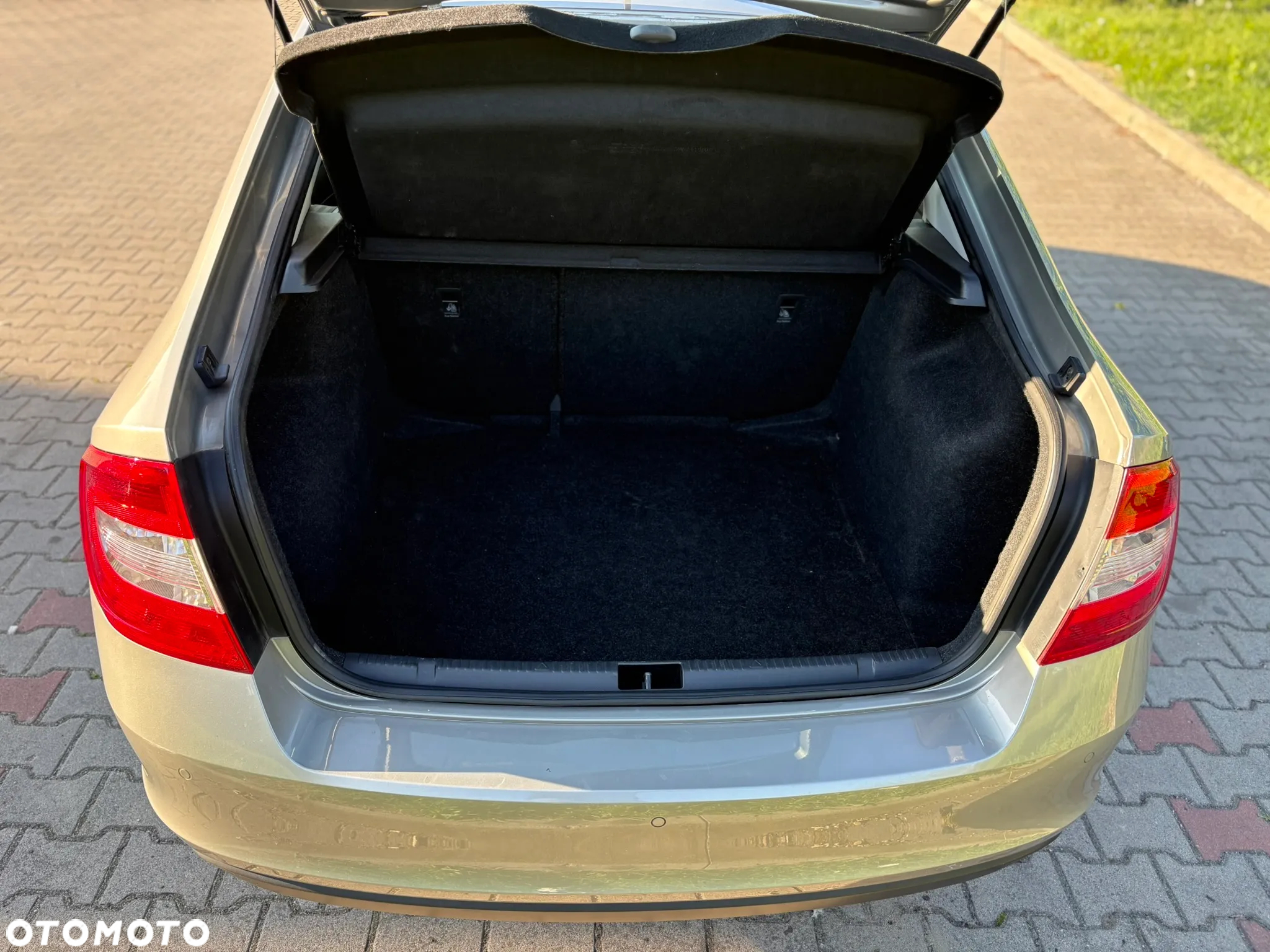Skoda RAPID 1.2 TSI Ambition - 7