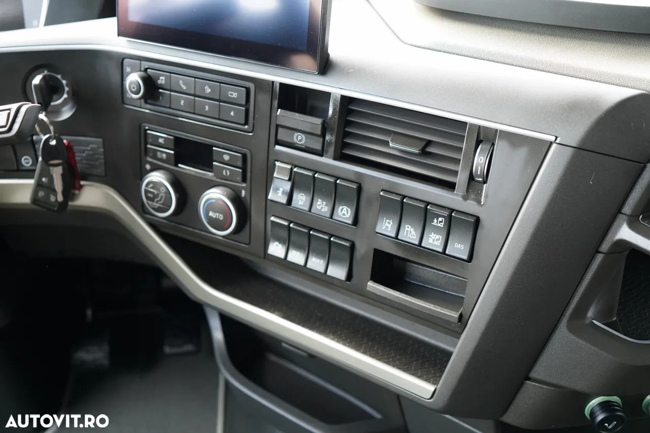 Volvo FH 500 / XXL / 2024 / I-PARK COOL / PIELE / I-SHIFT / CONTRACT DE REPARAȚIE POST-SERVICE / IMPORTAT - 23