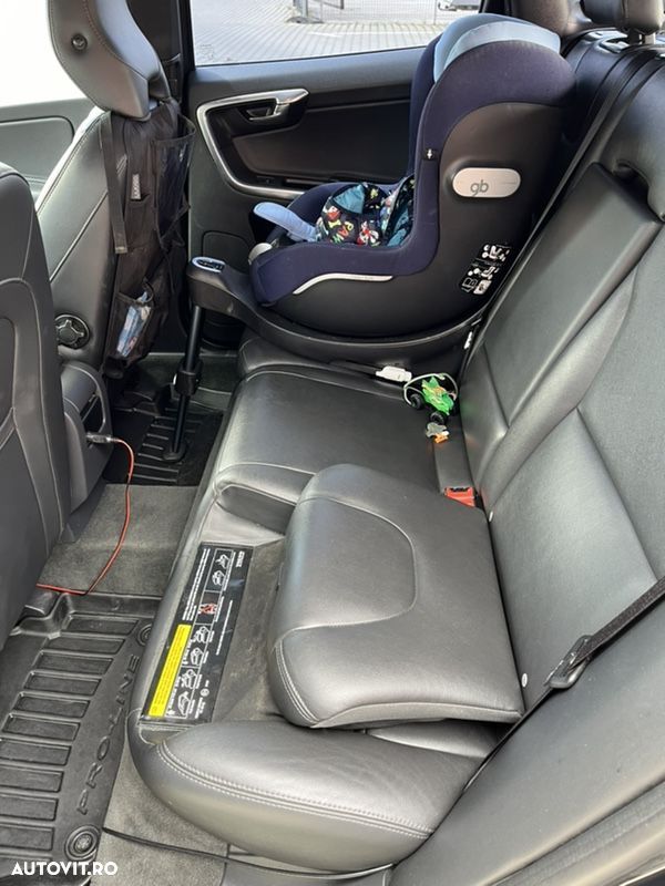 Volvo XC 60 - 11