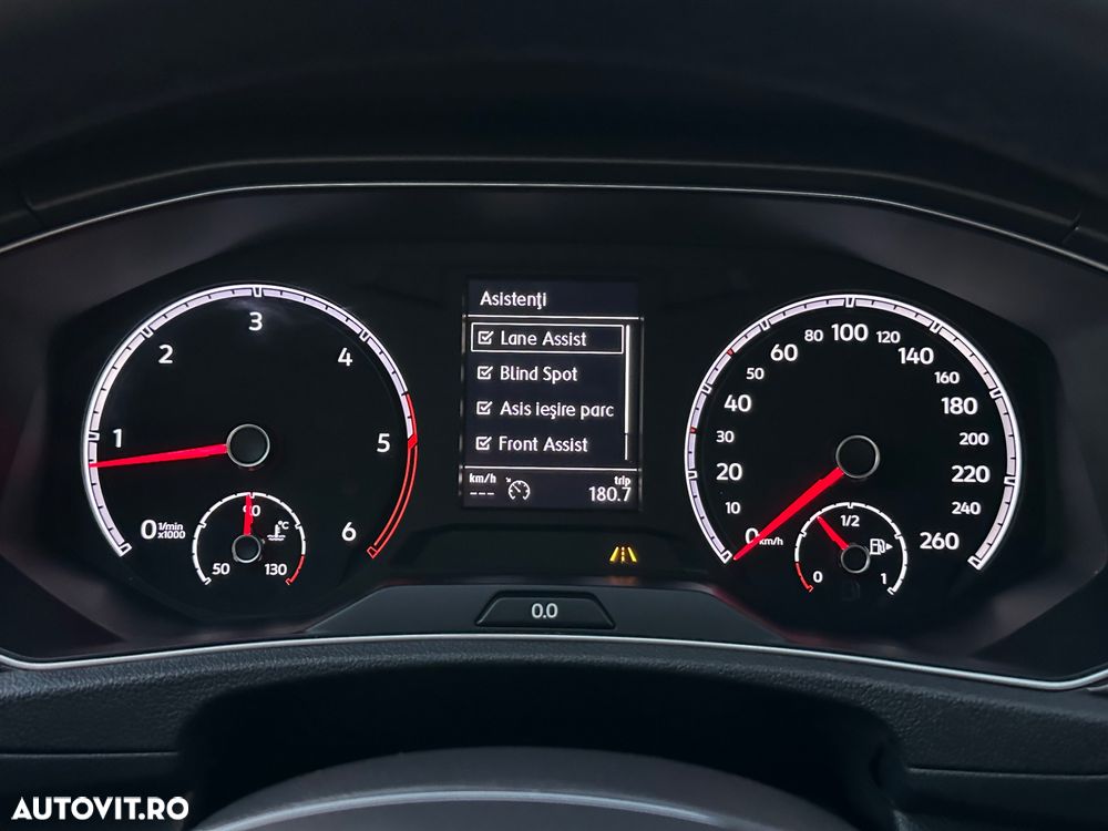 Volkswagen T-ROC 1.6 TDI SCR Style - 20
