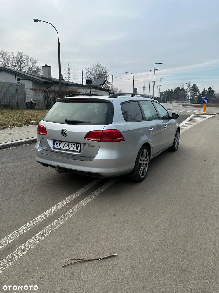Volkswagen Passat 2.0 TDI DSG BlueMotion Technology Comfortline - 5