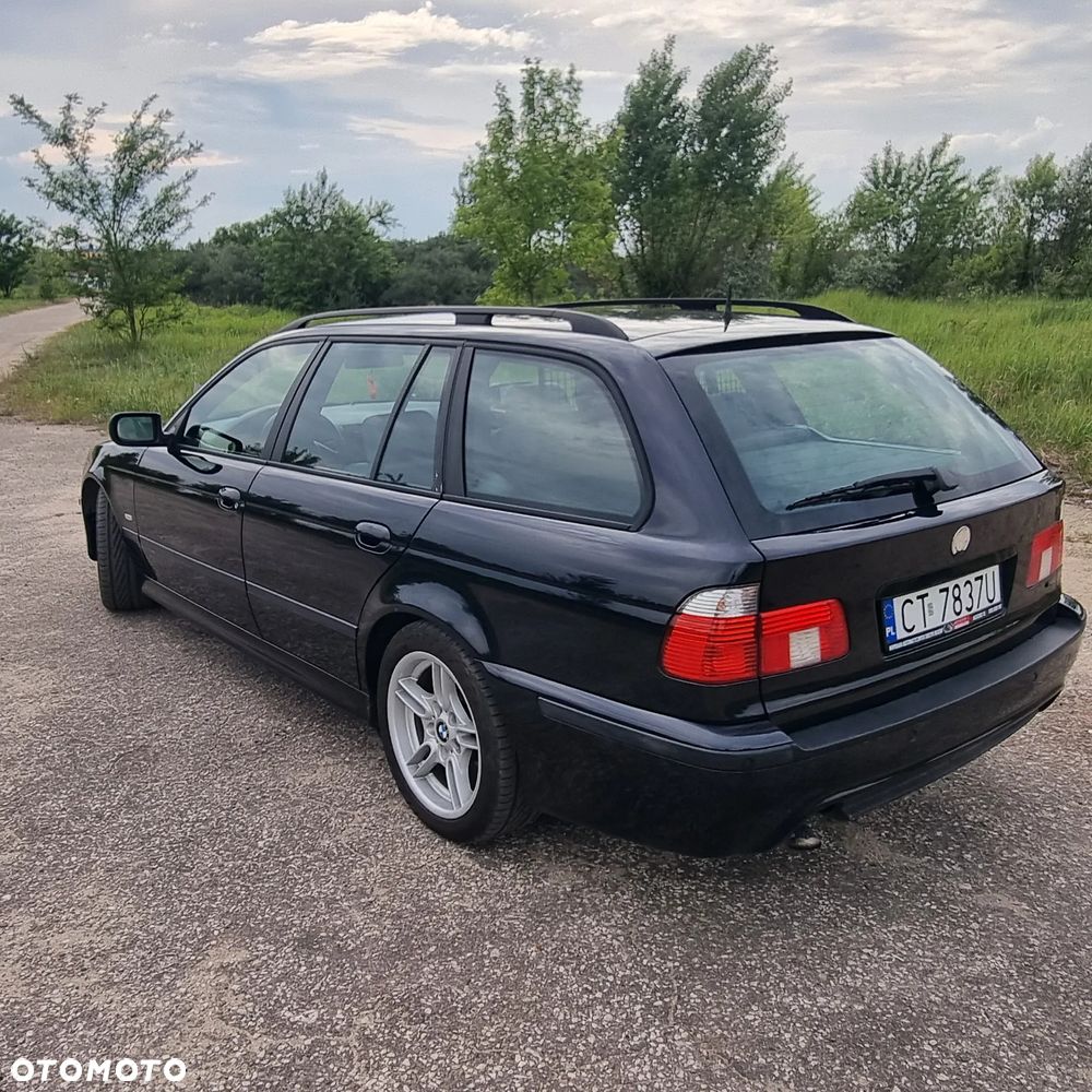 BMW Seria 5 525d - 4