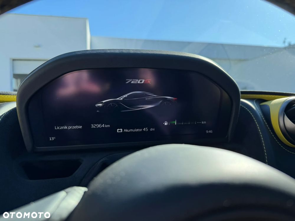 McLaren 720S Coupe - 23