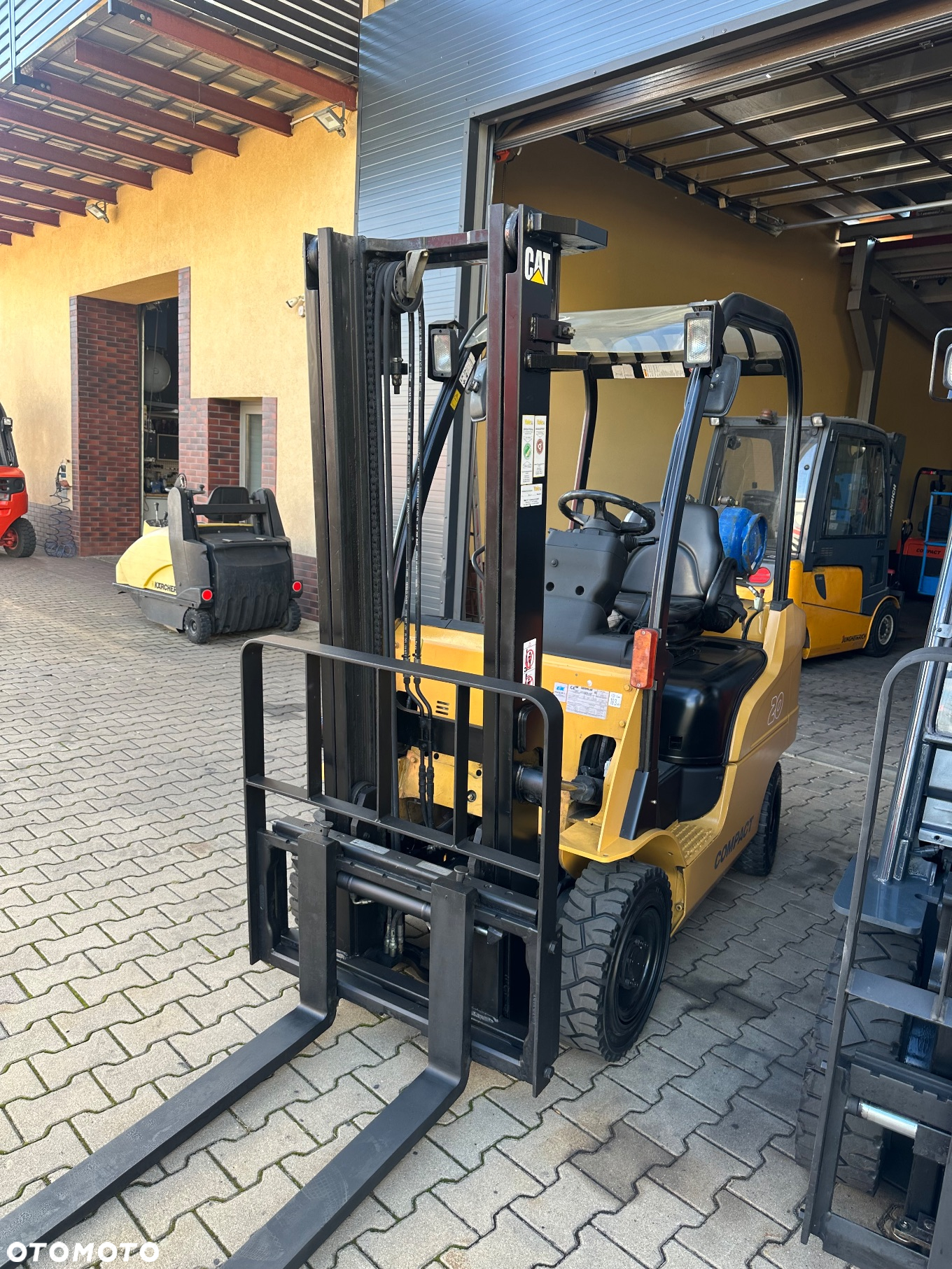 Caterpillar GP 20 CN - 3