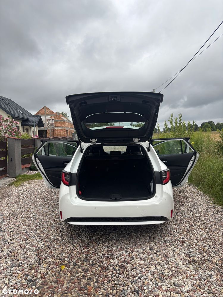 Toyota Corolla - 12