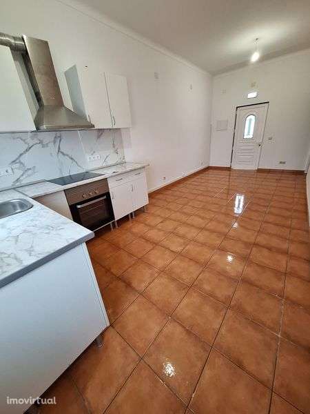 T1 para alugar ao ano - Grande imagem: 3/11