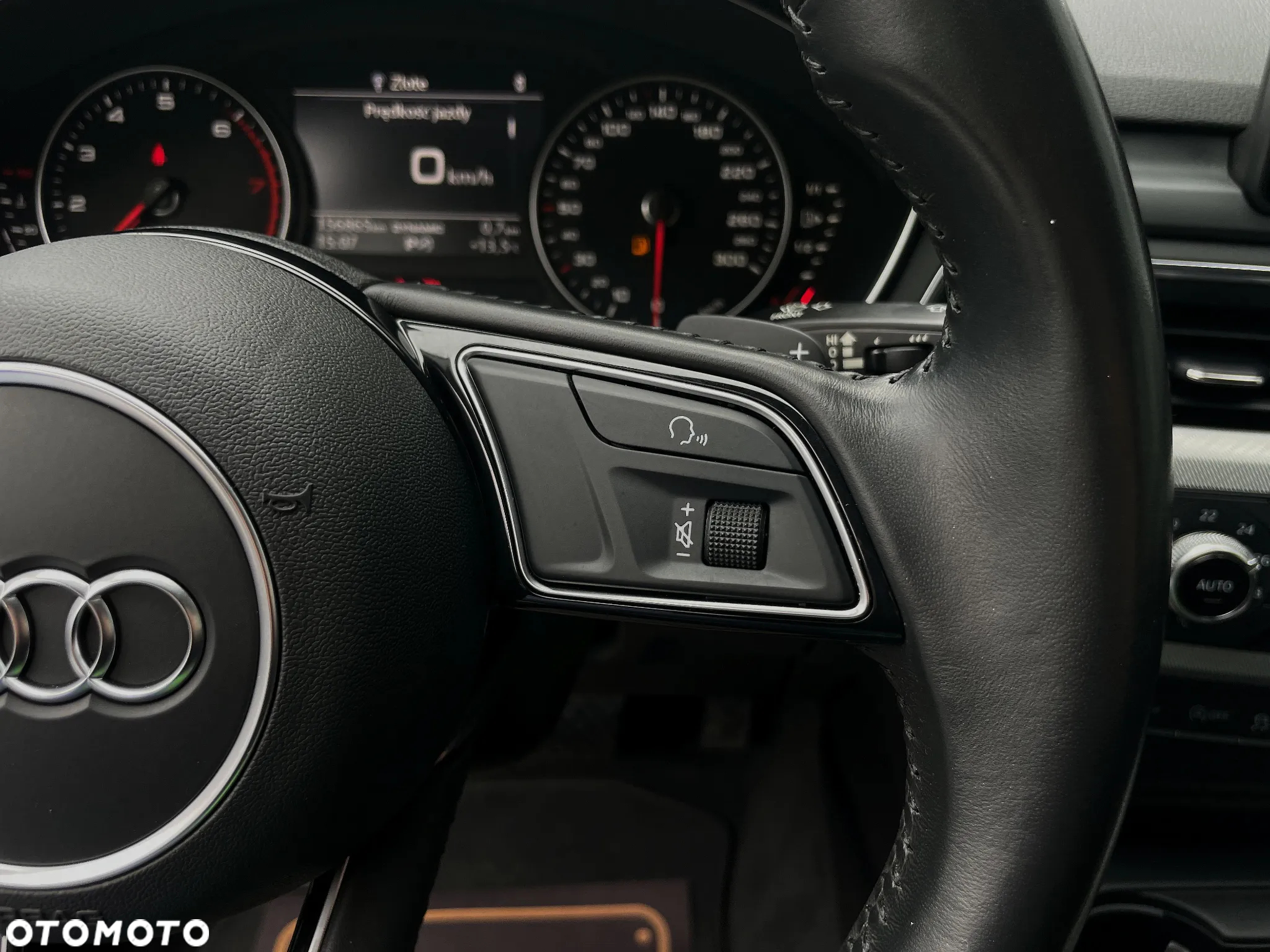 Audi A4 2.0 TFSI ultra S tronic - 23