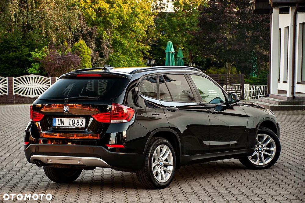BMW X1 sDrive18i - 18