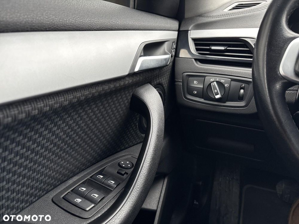 BMW X2 sDrive18i - 10