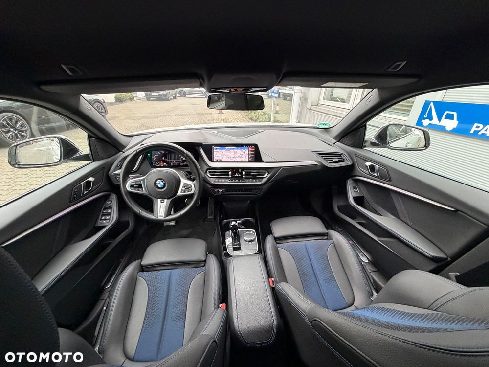 BMW Seria 2 218i M Sport - 9