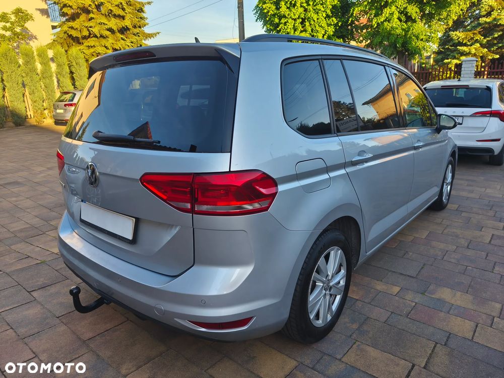 Volkswagen Touran 1.5 TSI EVO Trendline - 5