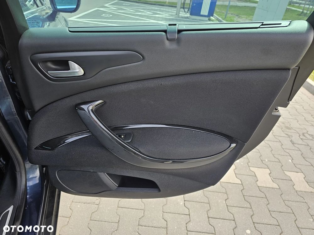 Citroën C5 HDi 135 Exclusive - 22