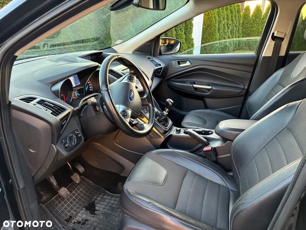 Ford Kuga 2.0 TDCi FWD Titanium - 12