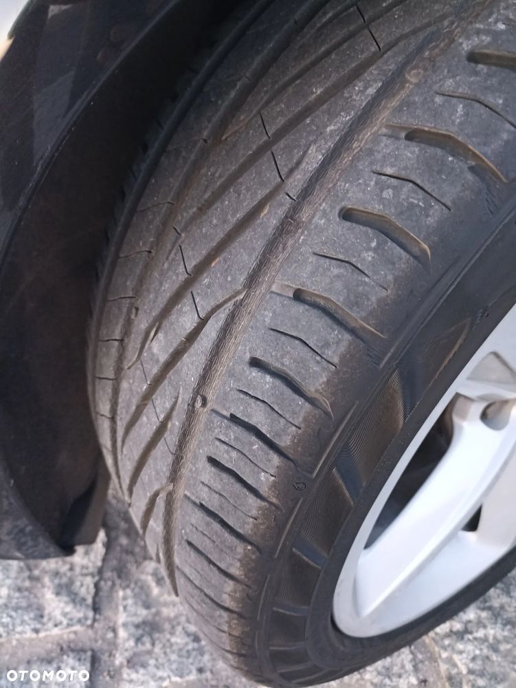 Audi A4 Avant 2.0 TDI - 28