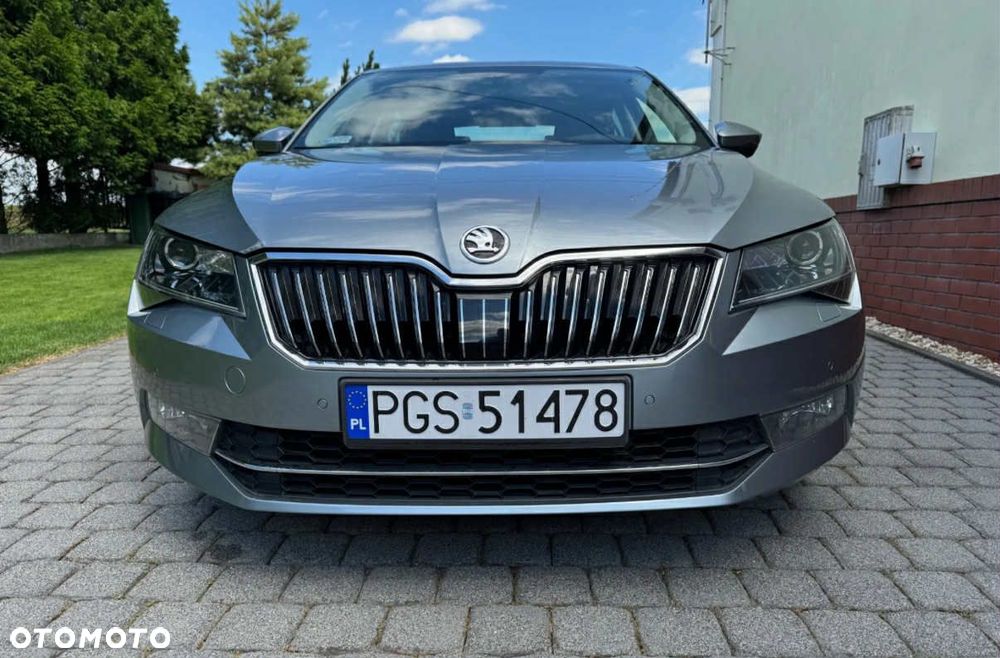 Skoda Superb 2.0 TDI Style DSG - 5