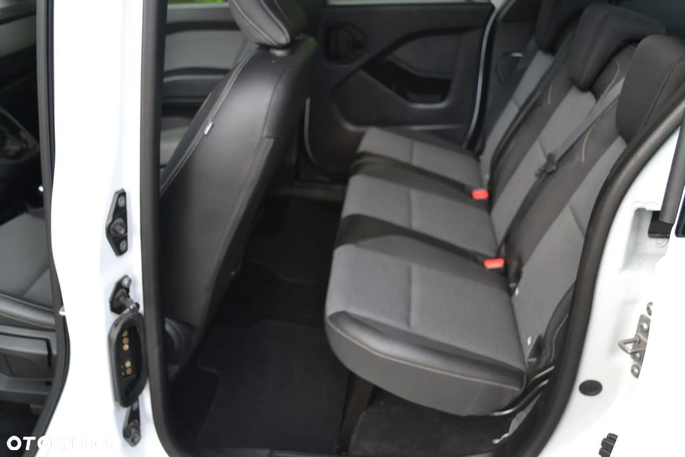 Renault Kangoo BLUE dCi 95 INTENS - 10