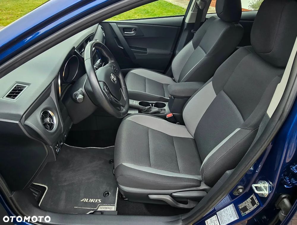 Toyota Auris - 18