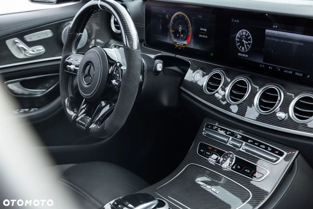 Mercedes-Benz Klasa E AMG 63 S 4-Matic+ - 24