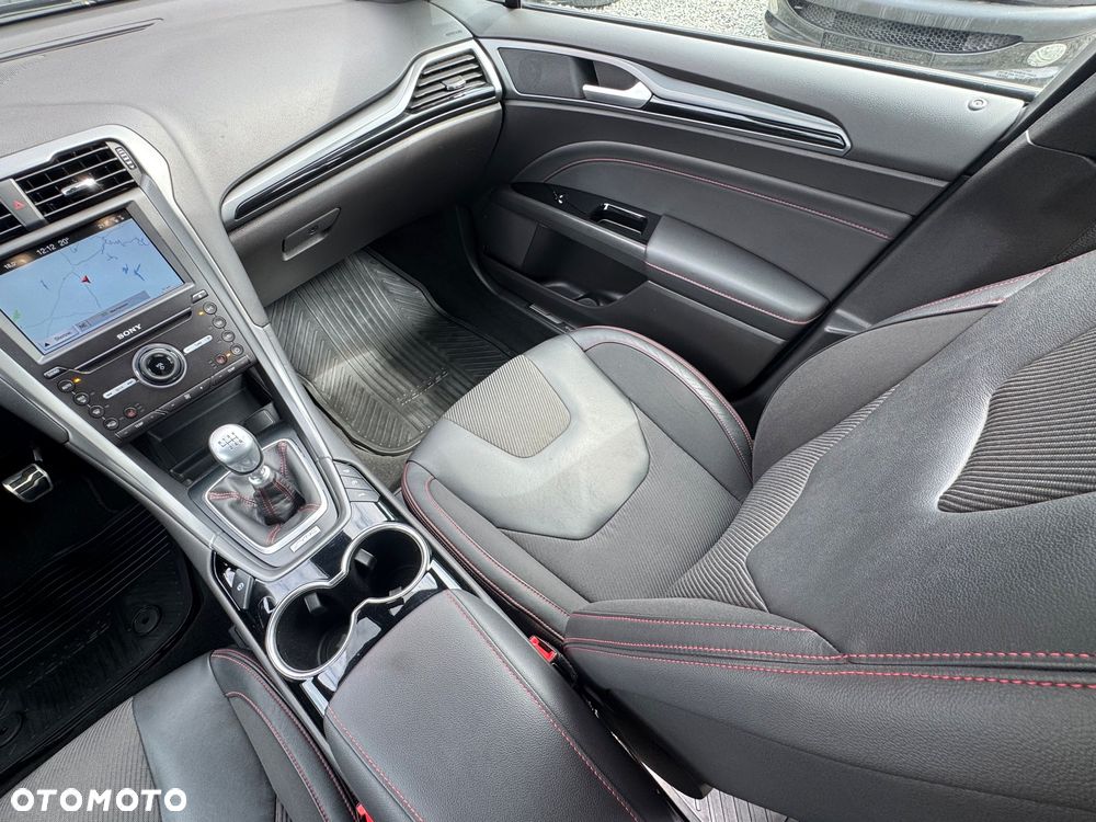 Ford Mondeo 2.0 TDCi ST-Line X - 33