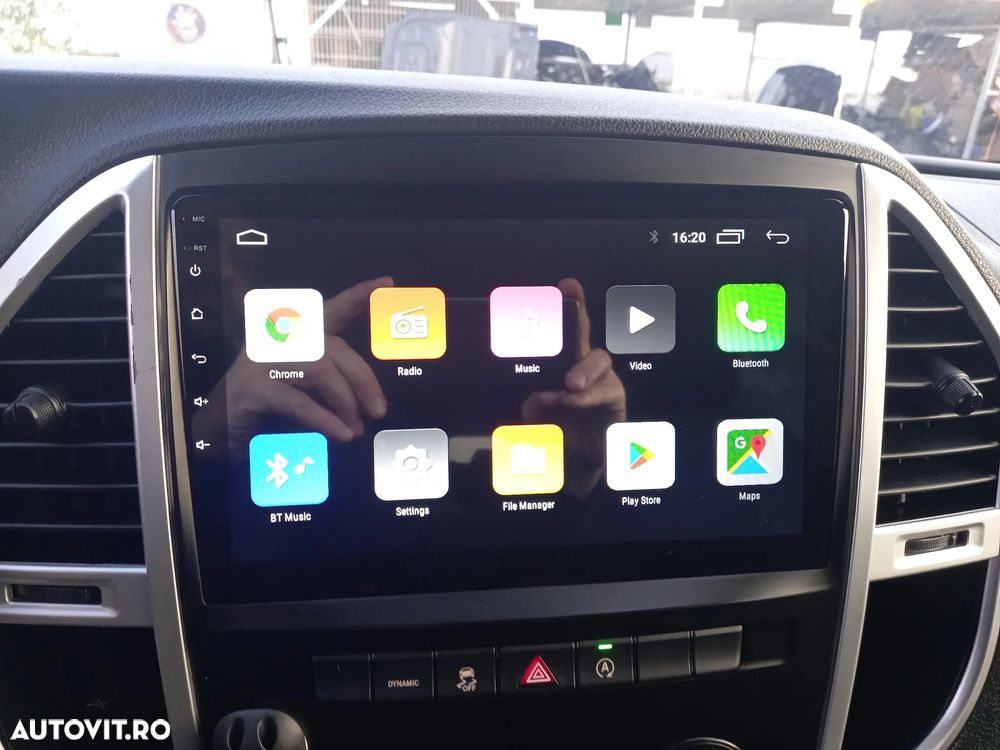 Mercedes-Benz Vito Tourer Compact 116 CDI 163CP RWD 9AT SELECT - 22